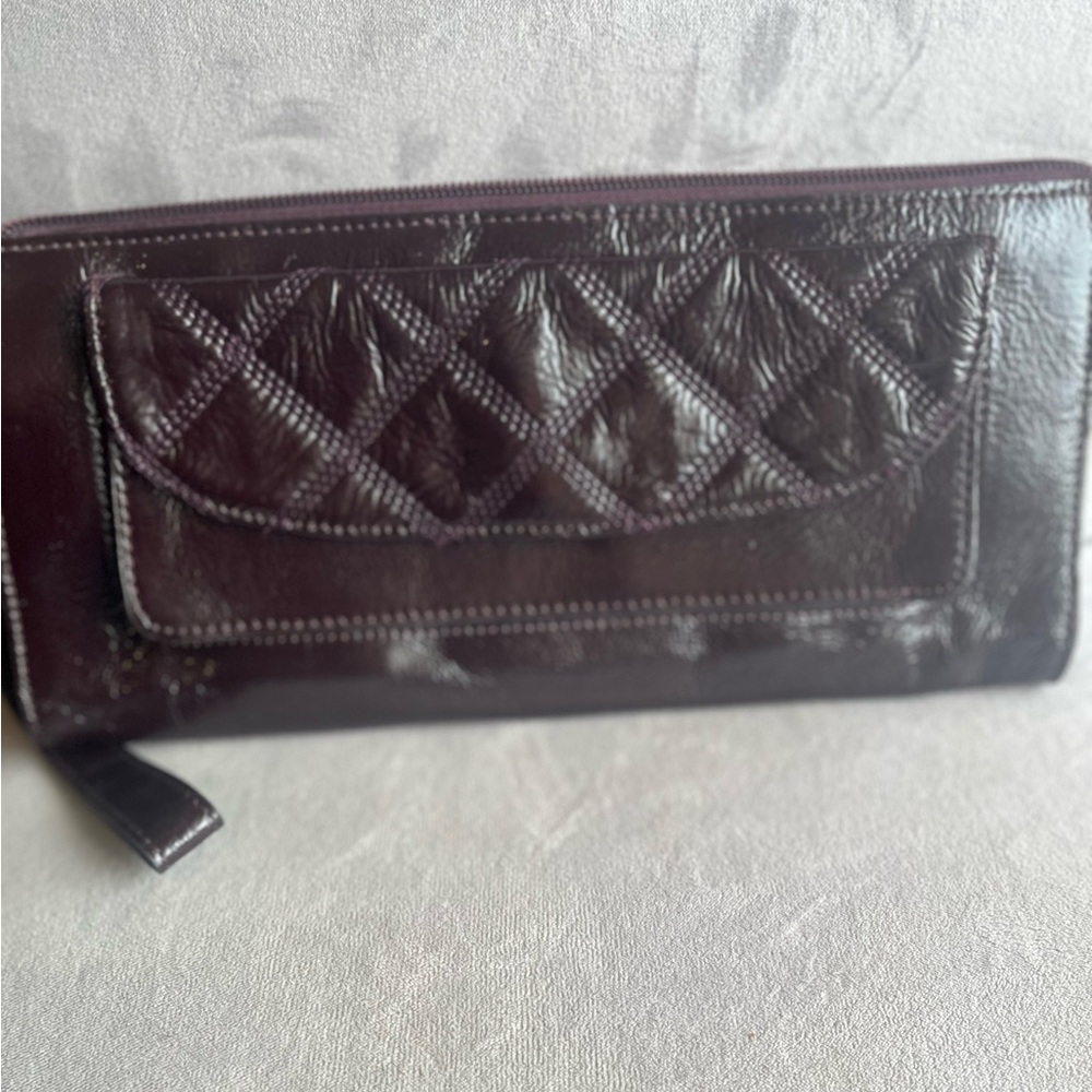 Talbots Elegant Quilted Leather Wallet‎